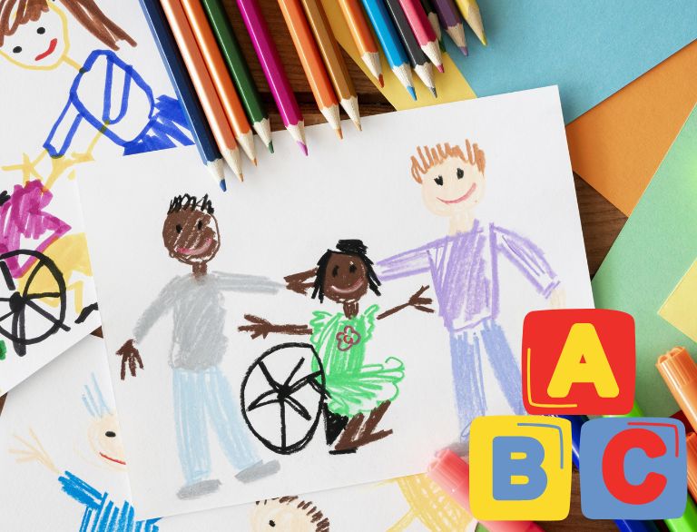 Forme di Charcot-Marie-Tooth a esordio precoce, disegno di bambini con disabilità